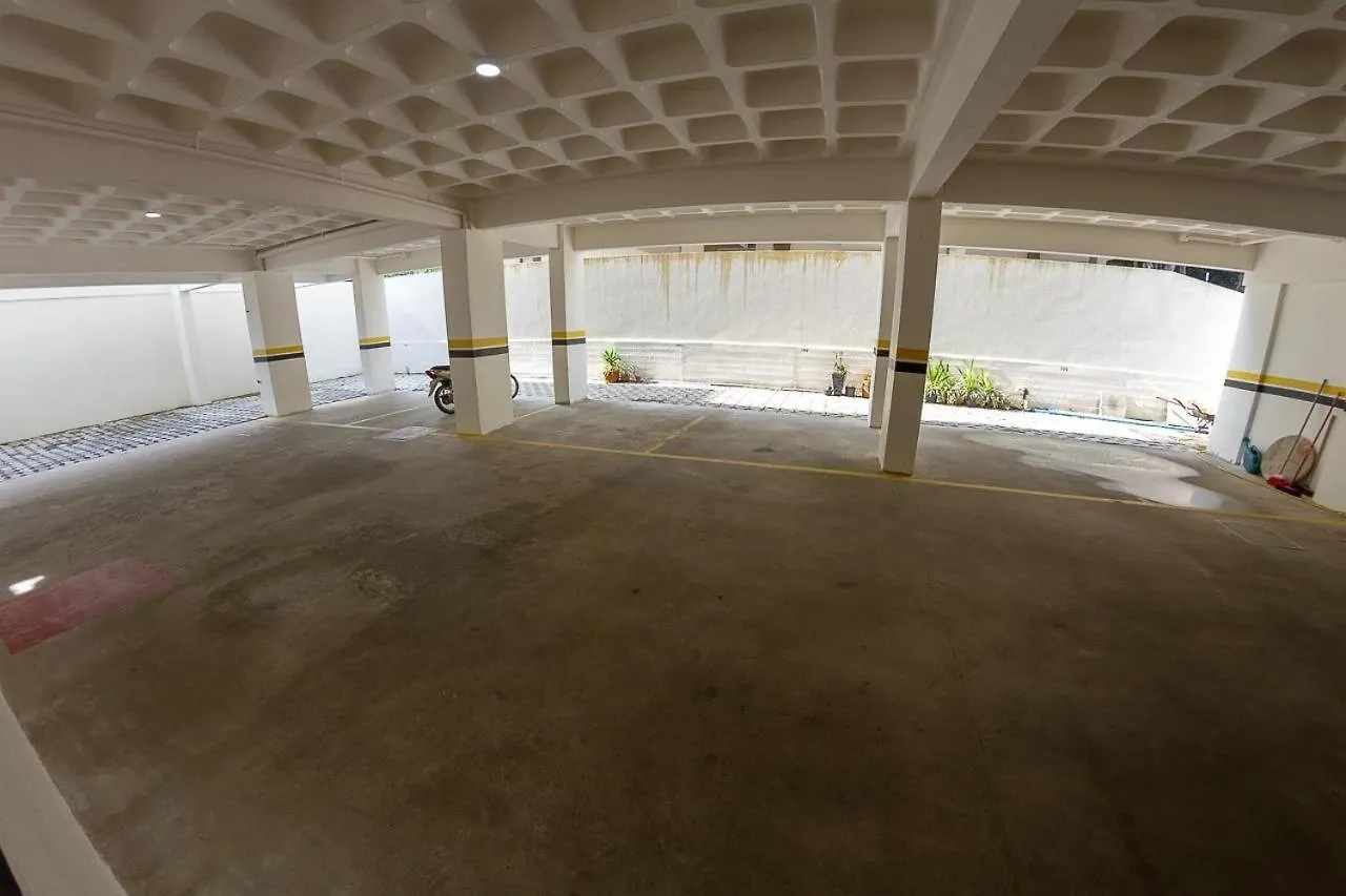 Apartamento Com Piscina بومبينهاس